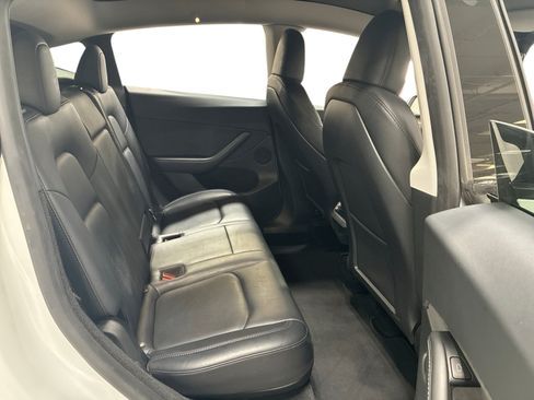 Certified 2023 Tesla Model Y Performance AWD/4WD image 11