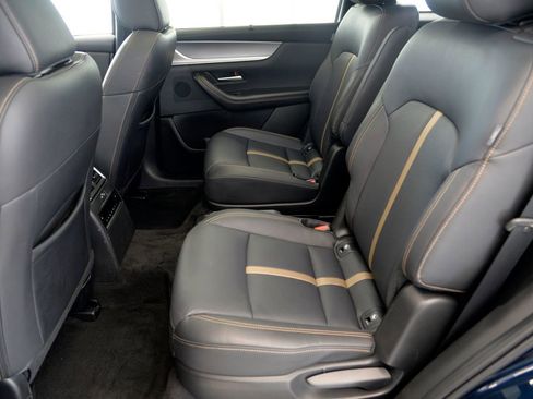 Used 2024 MAZDA CX-90 Plug-In Hybrid w/ Premium Plus image 28