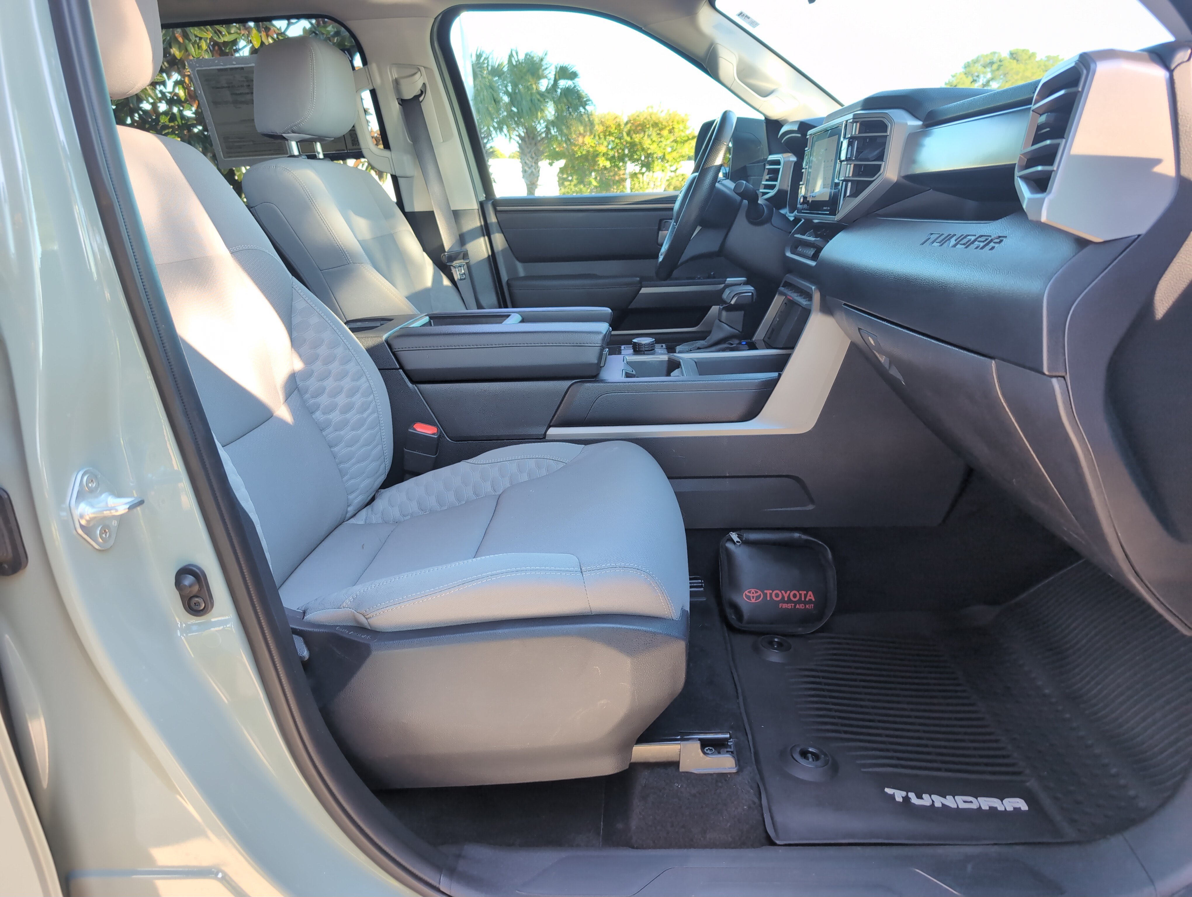 Used 2024 Toyota Tundra SR5 w/ TRD Sport Package AWD/4WD image 32