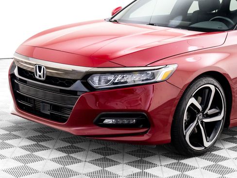 Used 2018 Honda Accord Sport image 34