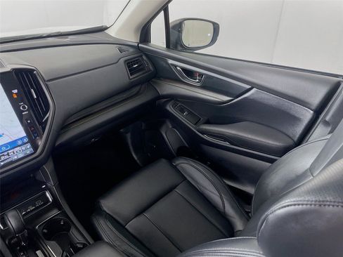 Used 2025 Subaru Ascent Bronze Edition image 28
