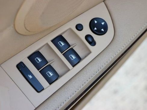 Used 2011 BMW 335i xDrive 335i xDrive image 14