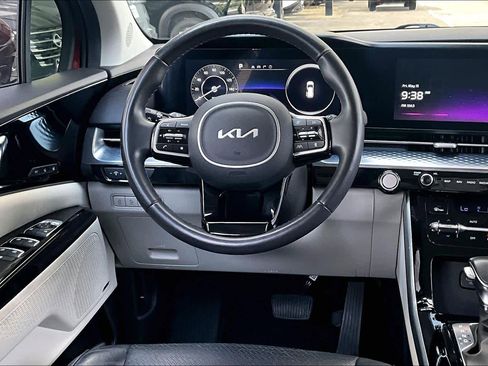 Used 2024 Kia Carnival SX Prestige FWD image 6