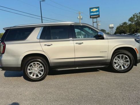 Used 2026 Chevrolet Tahoe Premier w/ Sun And Tow Package AWD/4WD image 9