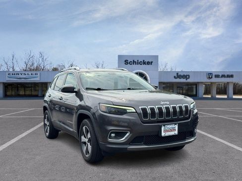 Used 2019 Jeep Cherokee Limited AWD/4WD image 1