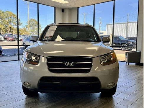 Used 2007 Hyundai Santa Fe SE image 2