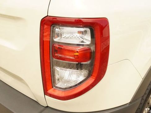 Used 2024 Ford Bronco Sport Outer Banks w/ Tech Package AWD/4WD image 31