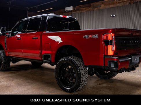 Used 2026 Ford F250 Platinum w/ Platinum Plus Package image 7