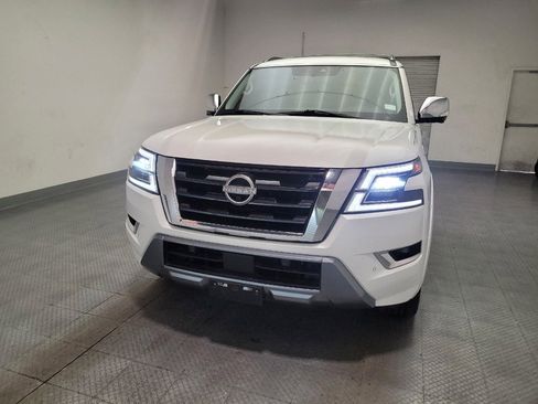 Used 2022 Nissan Armada Platinum w/ Captain's Chairs Package RWD image 15