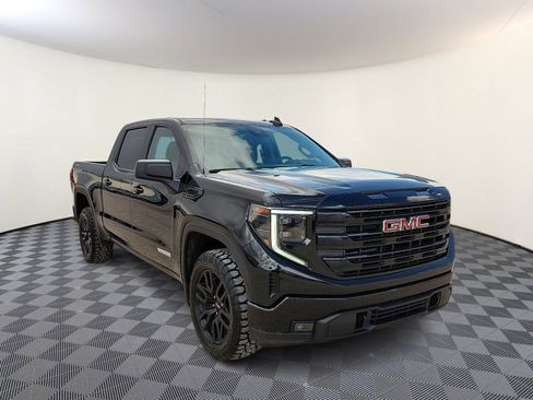 Used 2023 GMC Sierra 1500 Elevation AWD/4WD image 6
