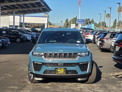 New 2026 Jeep Grand Cherokee Limited image 2