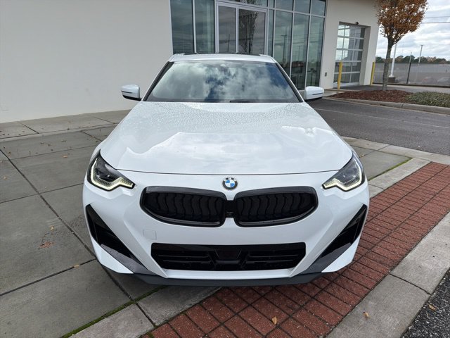 Used 2026 BMW 230i Coupe w/ Premium Package RWD image 2