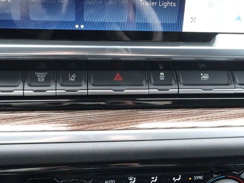 New 2026 Chevrolet Silverado 3500 LT w/ Convenience Package image 24