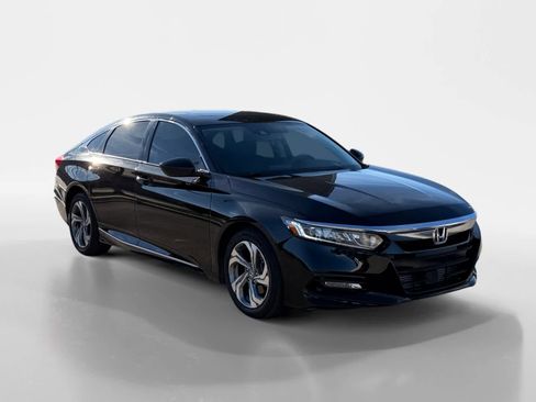 Used 2018 Honda Accord EX image 7