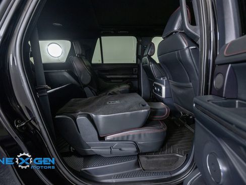 Used 2023 Ford Expedition Max Limited AWD/4WD image 39