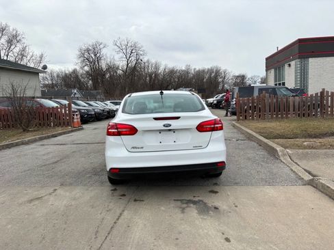 Used 2015 Ford Focus S image 16