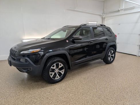 Used 2016 Jeep Cherokee Trailhawk w/ Trailer Tow Group image 1