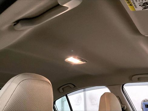 Used 2018 Subaru Impreza 2.0i Premium image 21