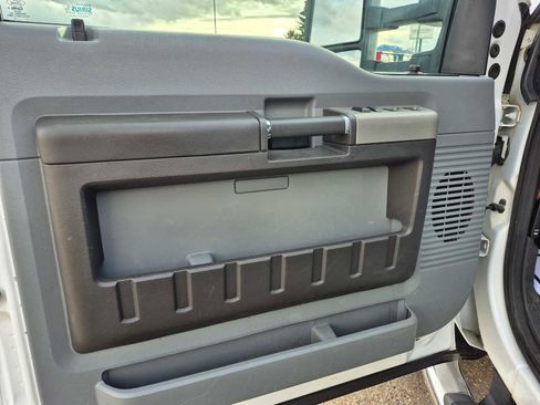 Used 2013 Ford F350 XLT image 11