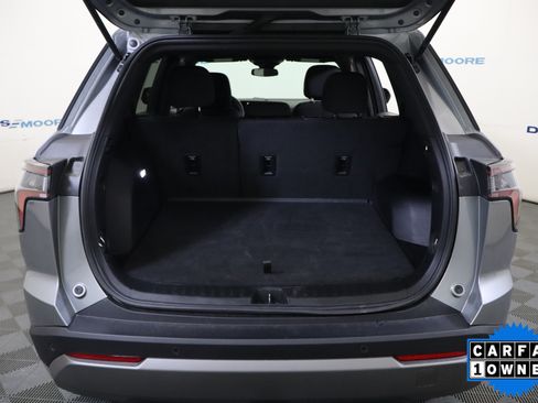 Used 2025 Chevrolet Equinox LT FWD image 9