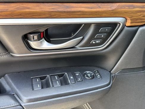 Used 2018 Honda CR-V EX-L image 11