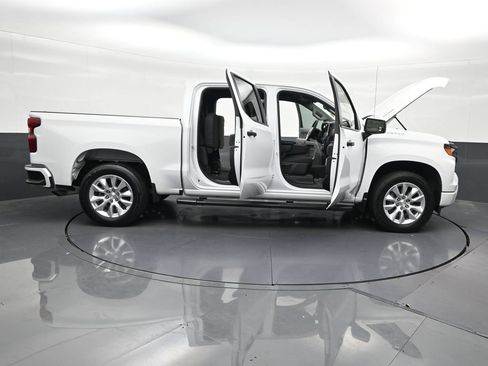 Used 2024 Chevrolet Silverado 1500 Custom RWD image 32