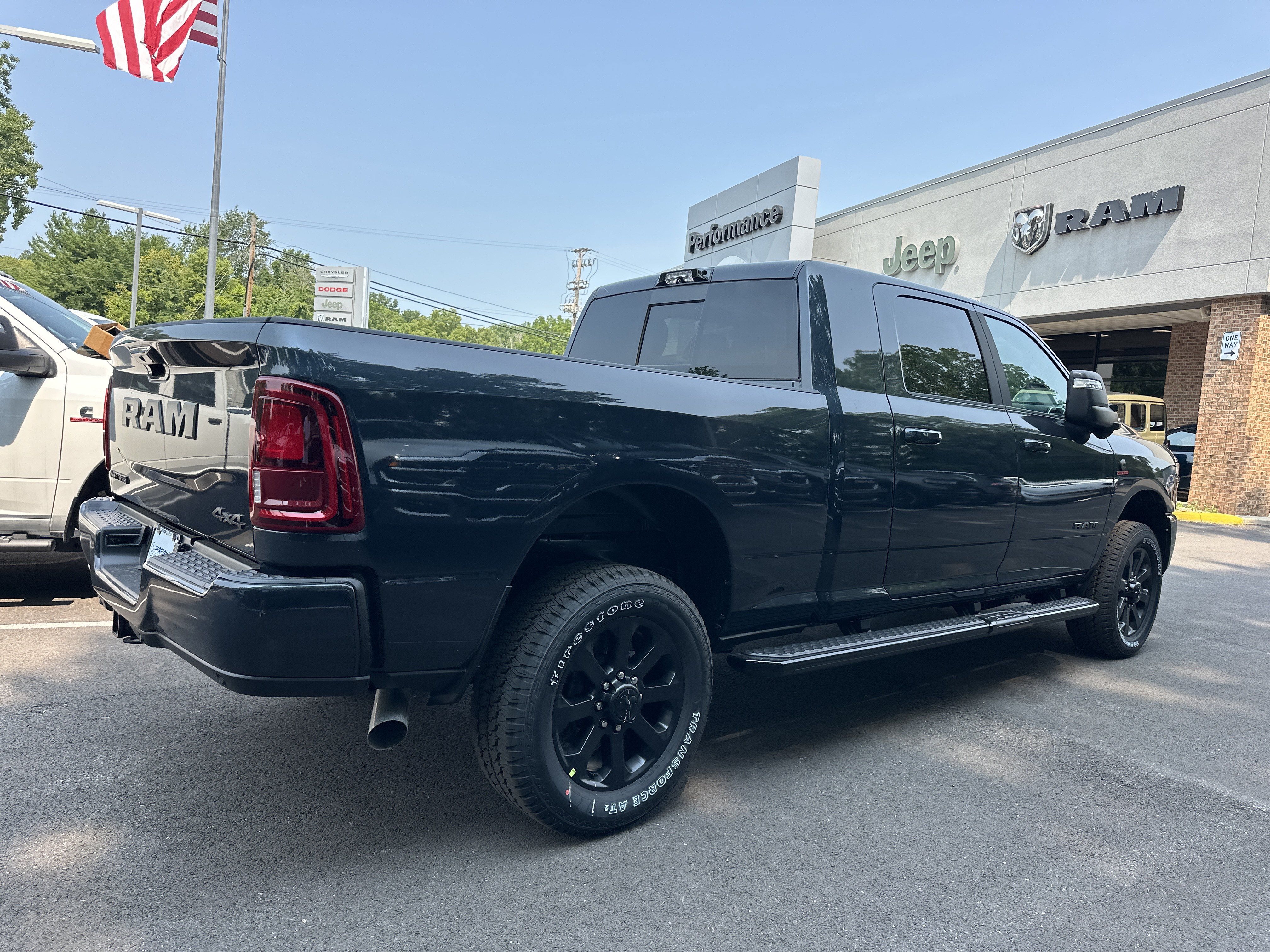New 2026 RAM 2500 Laramie AWD/4WD image 20
