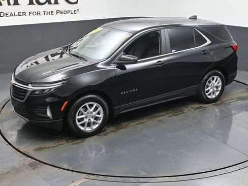 Used 2024 Chevrolet Equinox LT image 44