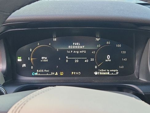 Used 2023 Lincoln Aviator Reserve RWD image 9