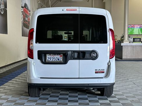 Used 2017 RAM ProMaster City Tradesman w/ Rear Back-up Camera Group FWD image 5