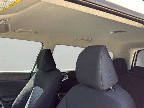 Used 2025 Kia Soul S FWD image 15