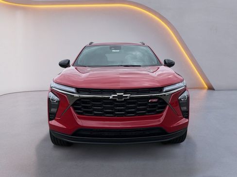 New 2026 Chevrolet Trax RS w/ Driver Confidence Package FWD image 8