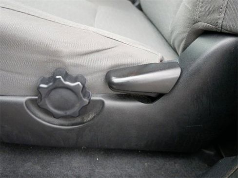 Used 2016 Toyota Tacoma SR5 image 15