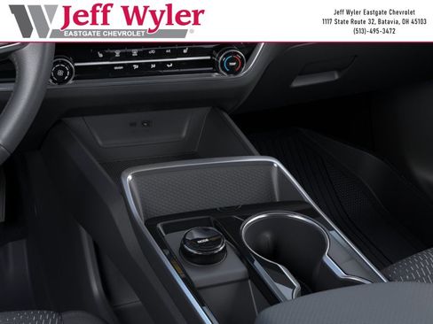New 2026 Chevrolet Equinox LT FWD image 24