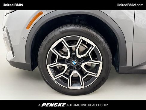 Used 2025 BMW X2 xDrive28i image 2
