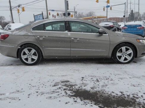 Used 2013 Volkswagen CC Sport image 6