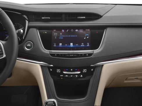 Used 2017 Cadillac XT5 FWD w/ LPO, Wheel Lock Package image 13