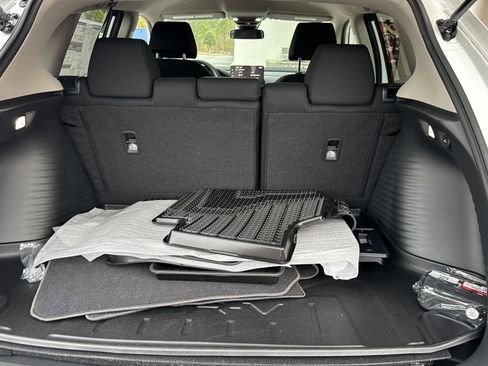 New 2026 Honda HR-V LX image 28