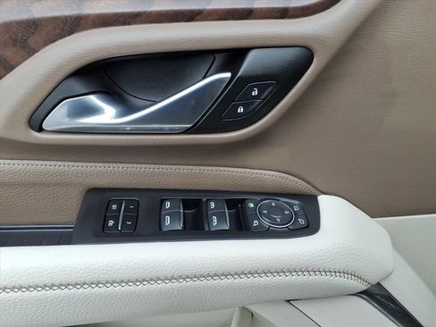 Used 2023 GMC Yukon Denali w/ Advanced Technology Package AWD/4WD image 30