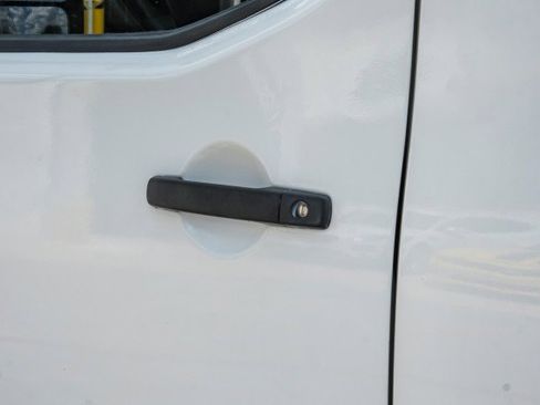 Used 2020 Nissan NV 3500 S image 36