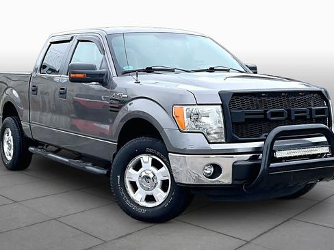 Used 2014 Ford F150 XLT w/ XLT Convenience Package AWD/4WD image 3