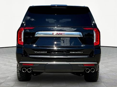 Used 2021 GMC Yukon Denali w/ Denali Premium Package AWD/4WD image 5