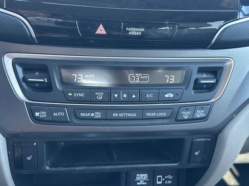 Certified 2022 Honda Pilot Special Edition image 32