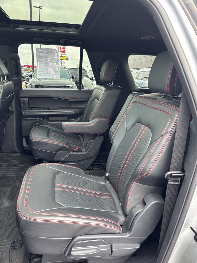 Used 2024 Ford Expedition Max Limited AWD/4WD image 26