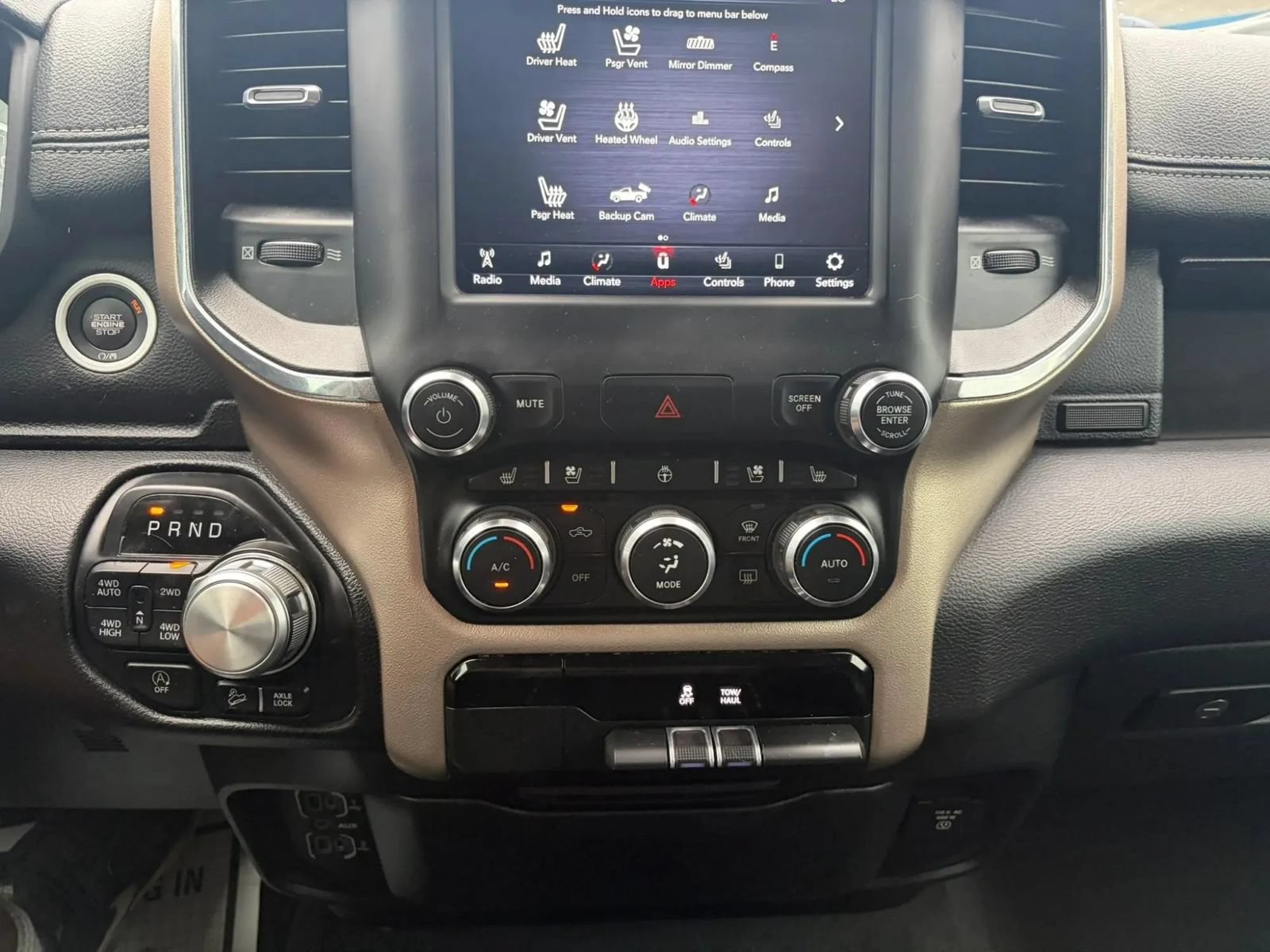 Used 2021 RAM 1500 Laramie w/ Off Road Group AWD/4WD image 15