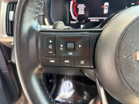 Used 2023 Nissan Pathfinder Platinum w/ Cargo Package FWD image 23