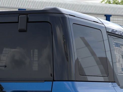 New 2025 Ford Bronco Badlands w/ Black Appearance Package image 25