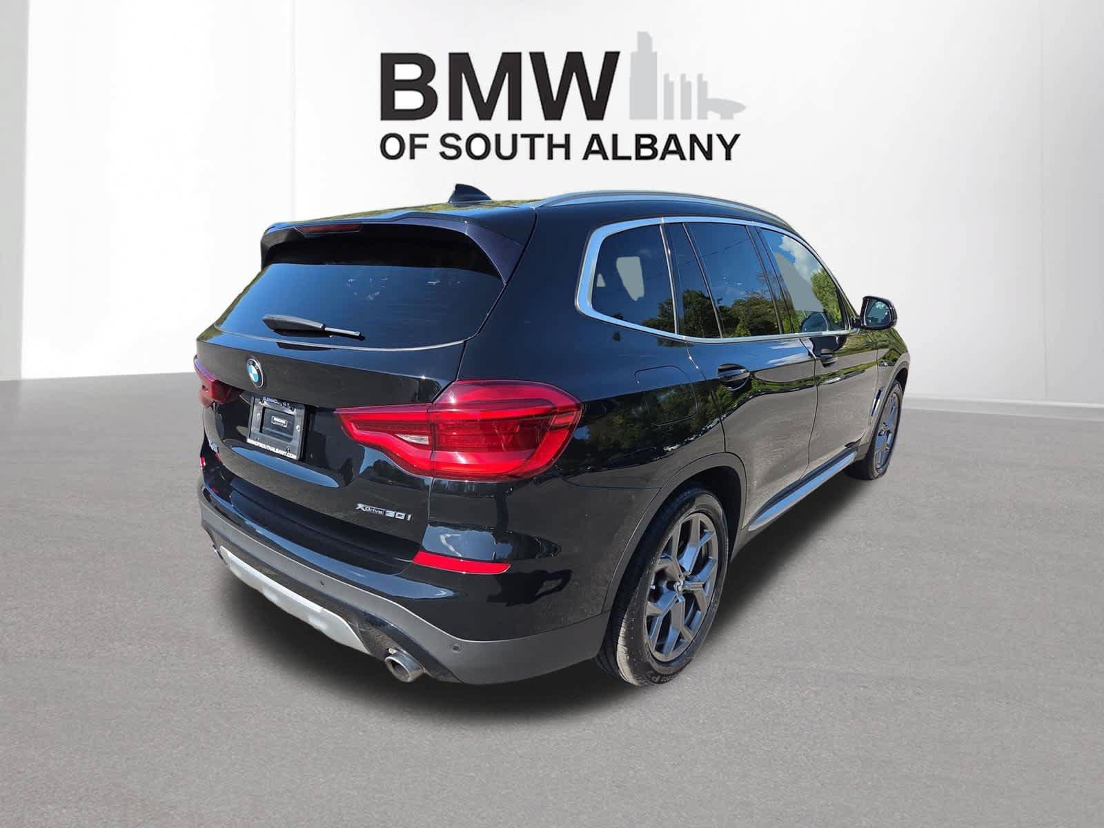 Used 2021 BMW X3 xDrive30i w/ Premium Package AWD/4WD image 3