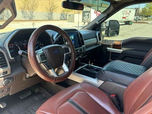 Used 2022 Ford F250 King Ranch w/ FX4 Off-Road Package image 10