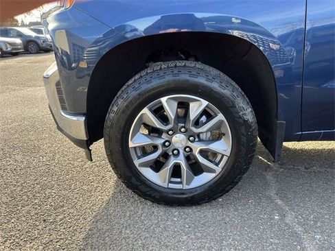 Certified 2022 Chevrolet Silverado 1500 LT image 8